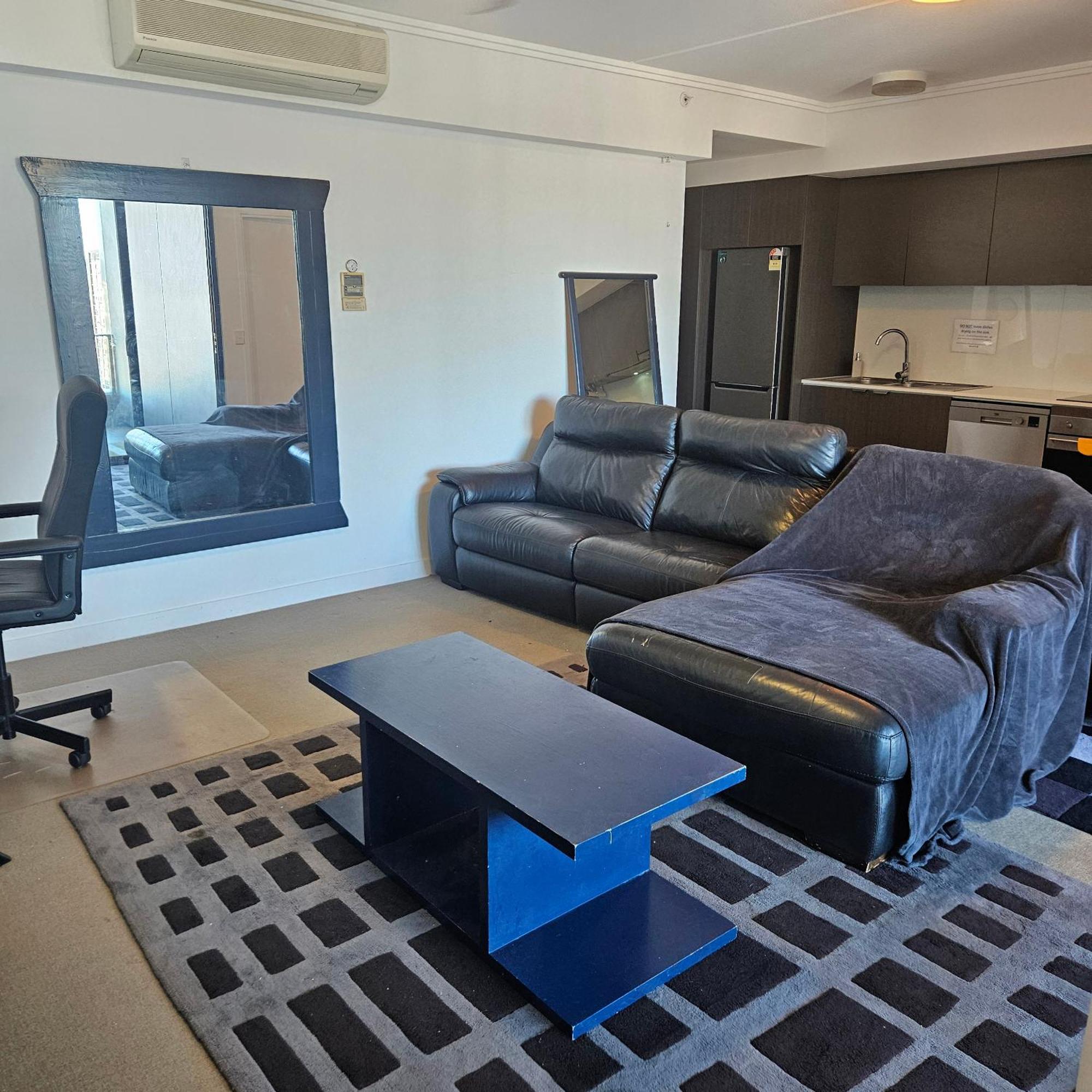 Private Bedroom & Bathroom In Shared Inner Brisbane Apartment Esterno foto